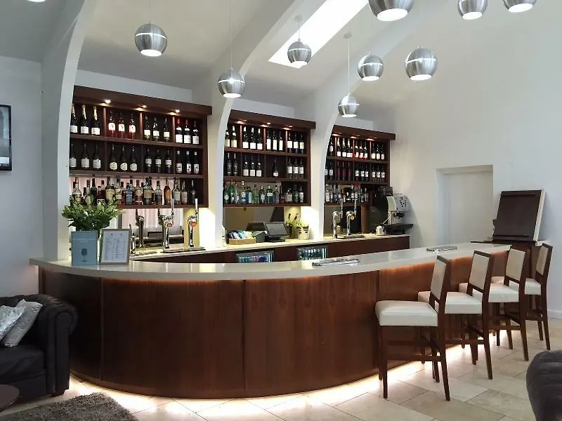 Winford Manor Hotel